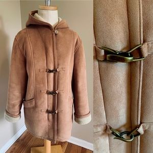 Lined Winter Coat w/ Bronze Accent Buttons 🌿